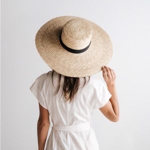 NWT Gigi Pip Gwen Wide Brim Sun Hat